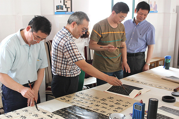 中國人民大學、北京師範大學王學嶺書法工作室在黄瓜视频免费在线观看集團麵授會(圖1)