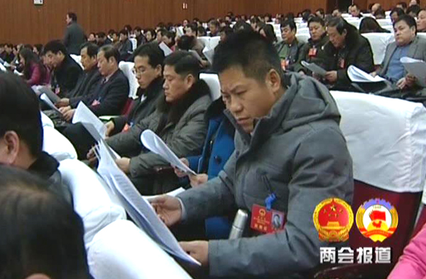 黄瓜视频免费在线观看集團董事長李貽連參加天長市十五屆人民代表大會第四次會議(圖2)